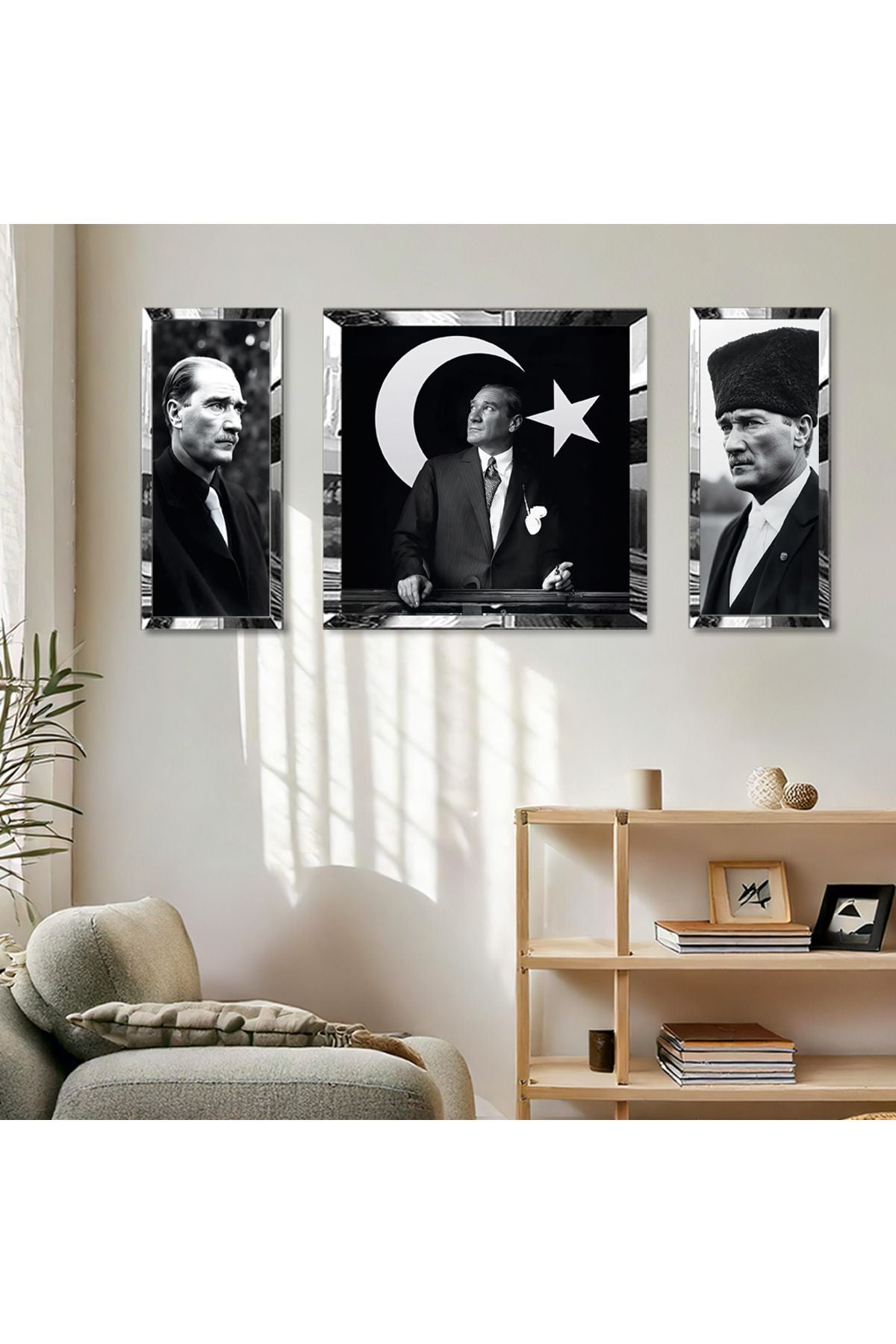Gümüş Aynalı Pleksi Çerçeveli Siyah Beyaz Atatürk Ve Ay Yıldız Kare Tablo Seti