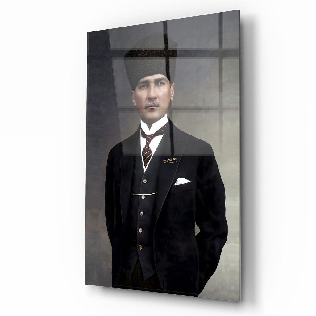 Atatürk Cam Tablo