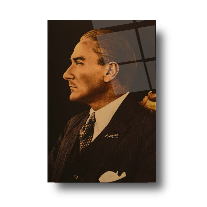 Atatürk Cam Tablo