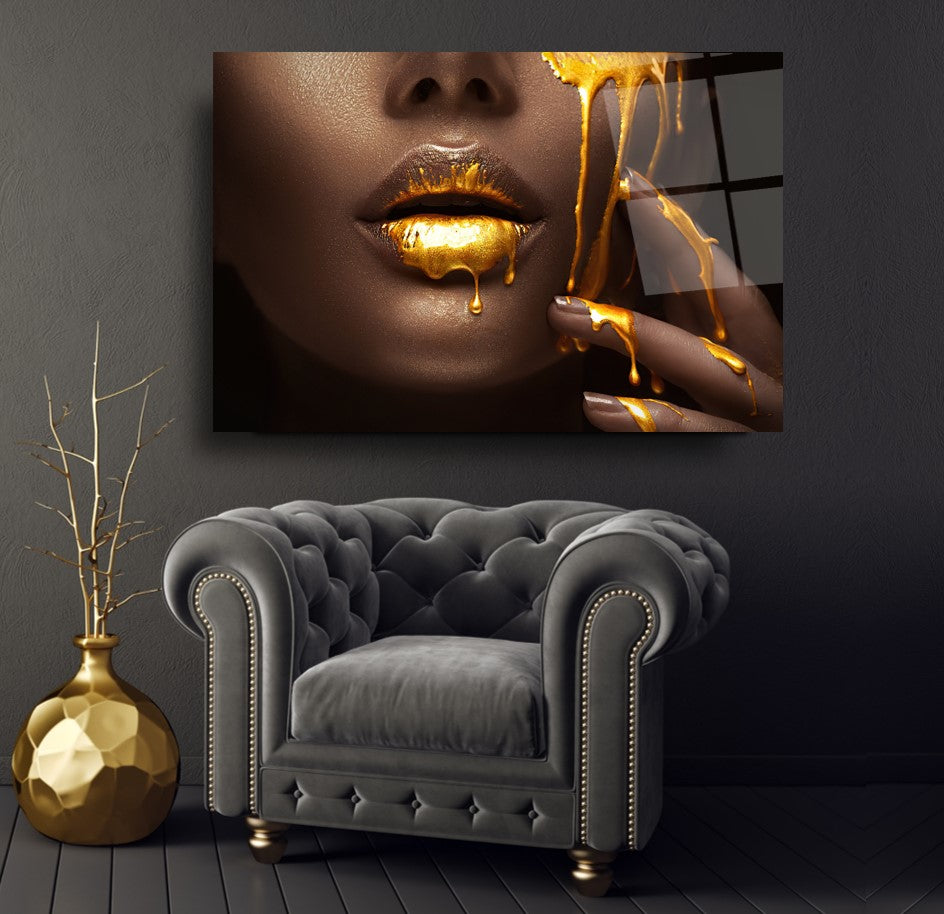 Gold Kadın Dudağı Cam Tablo